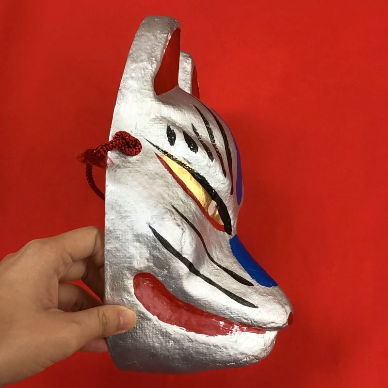 お面「狐」銀色 | (株)高畠商店