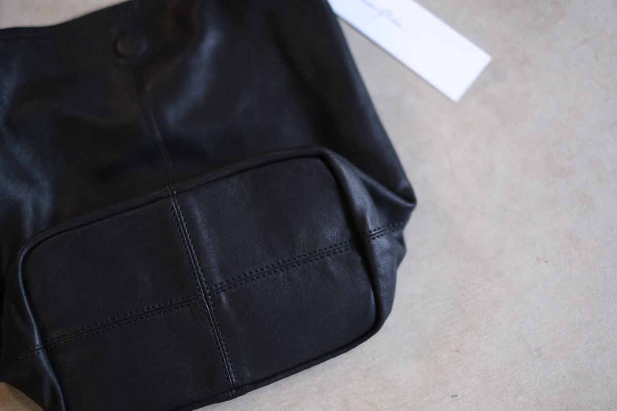ワンショルダー ゴートレザー bag 「S size」ブラック | atelier sou