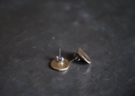 真鍮　コンチョピアス