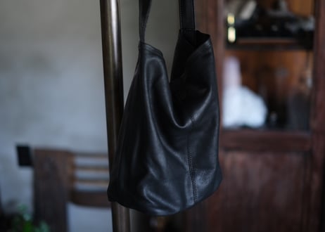 ワンショルダー　ゴートレザー　bag  「S size」ブラック