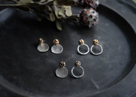 アシンメトリー　シルバープレート＆粒々3way ピアス