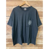 Gohemp 胸ポケットTシャツ ／ GUNMETAL GRAY