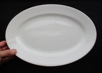 White Oval plate / 34cm「Societe Ceramique」