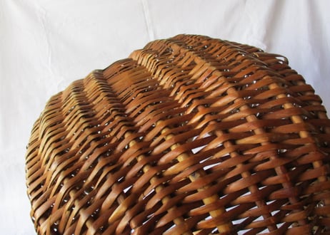 Oval basket