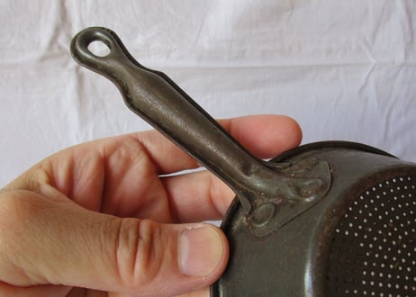 Small strainer / Tin