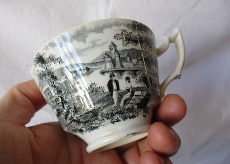 'Grisaille' Tea cup & Saucer「Pavillion」【B】