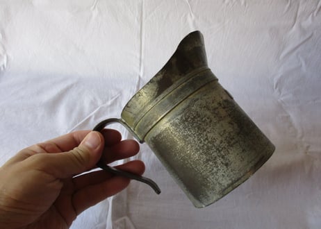 Tin Measuring cup 1/2litter