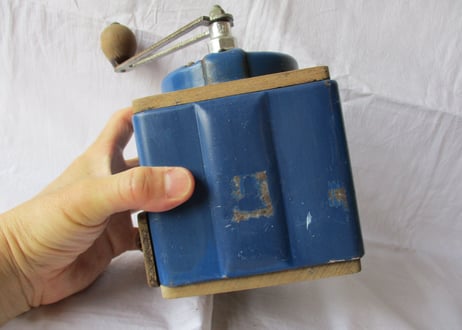 Old Coffee Mill「Peugeot Frères」【D】