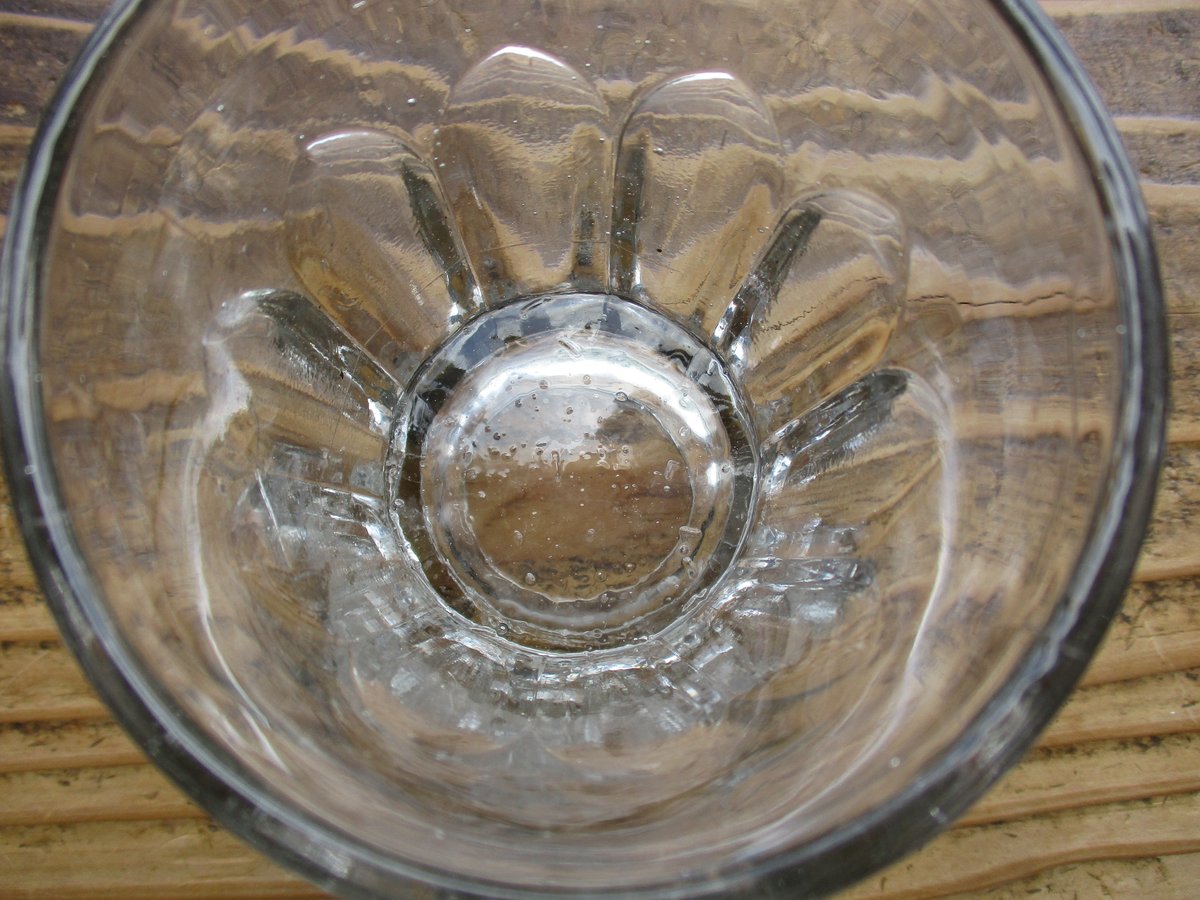 アンティーク　梅型コップ　剣先コップ　ウランガラス　和ガラス　古道具　大正ロマン Old Molded glass / 剣先コップ | boil