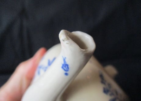 Small Tea pot / Blue flower