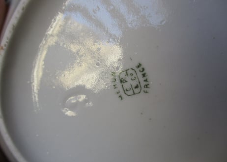 White Oval plate「MEHUN」