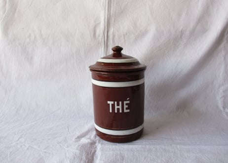 Enamel canister / Tea