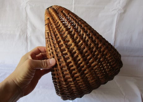 Oval basket