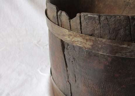 18c' Wooden Bucket