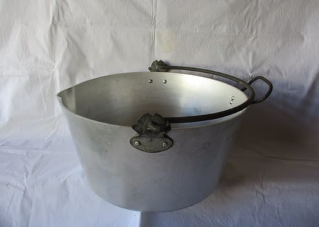 Aluminum Bucket