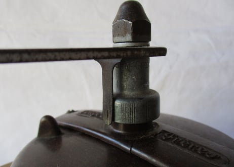 Old Coffee Mill「Peugeot Frères」【F】ダメージ