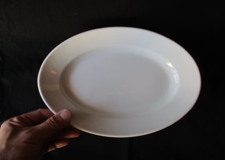 White Oval plate「MEHUN」