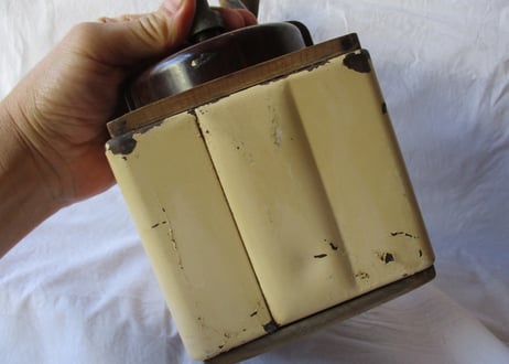 Old Coffee Mill「Peugeot Frères」【F】ダメージ