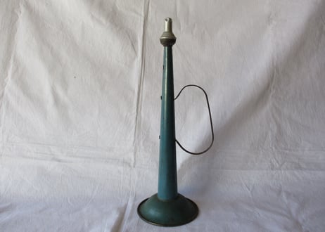 Trumpet toy