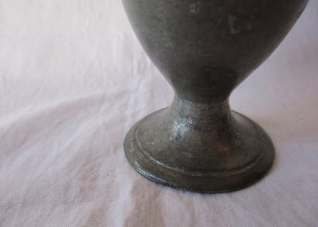 Pewter Egg-stand【C】