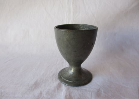 Pewter Egg-stand【C】