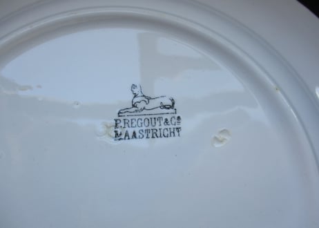 White Dinner plate「Petrus Regout」【D】