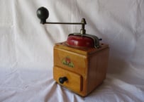 Old Coffee mill「PeDe”DIENES”」