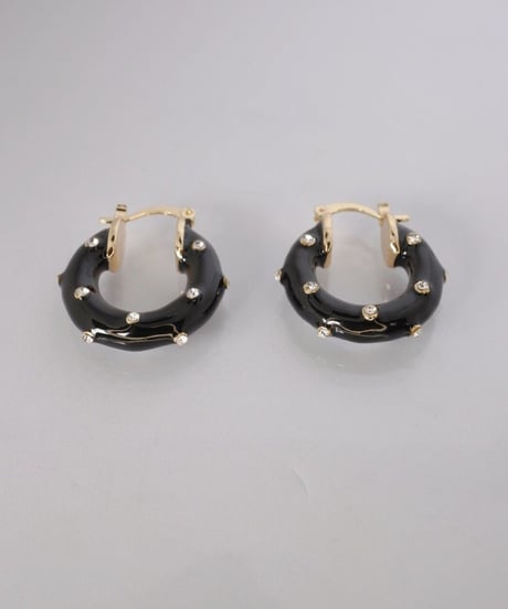ポリュ ピアス/Black