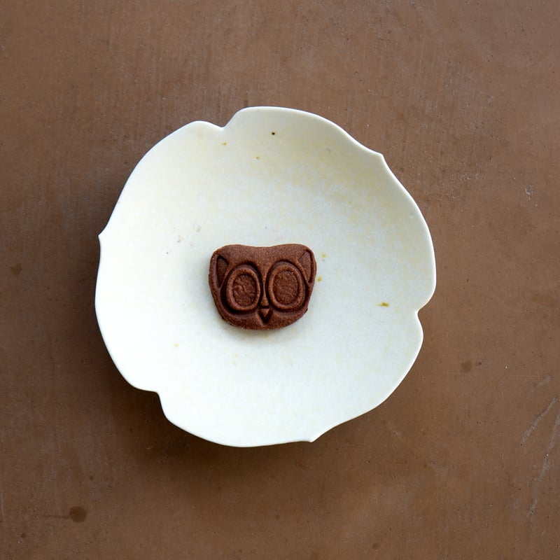 羅小黒戦記　オルゴール 受付終了】羅小黒戦記コラボ 招福餅干礼盒（クッキー缶） | 甘露商店