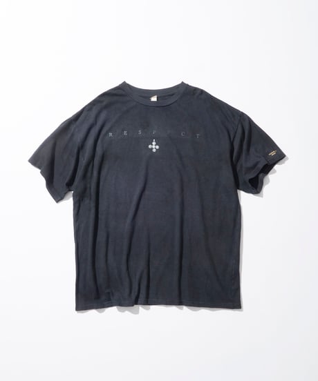 r / one pocket S/S tee  Print by Rastafariddim