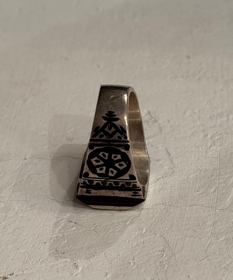 IMPORT / Berber Ring
