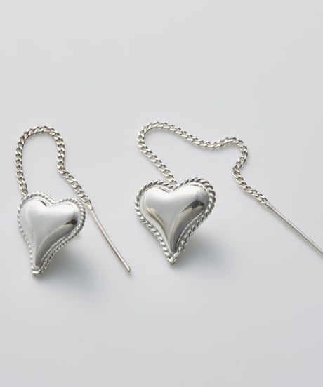 IMPORT / Mexican Jewelry / Heart chain pierced earrings