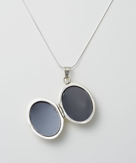 Amada familia / Round photo pendant