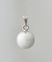 Mexican jewelly / silver saund ball