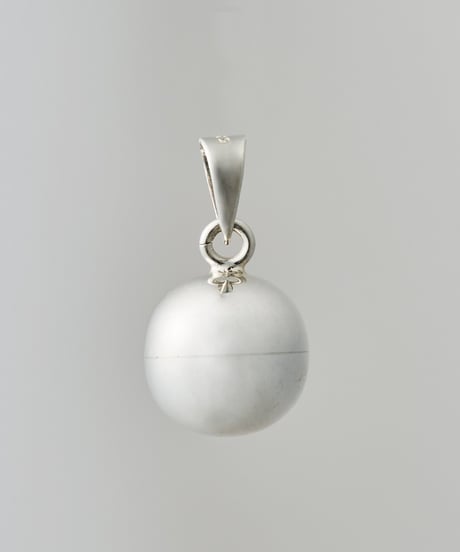 Mexican jewelly / silver saund ball