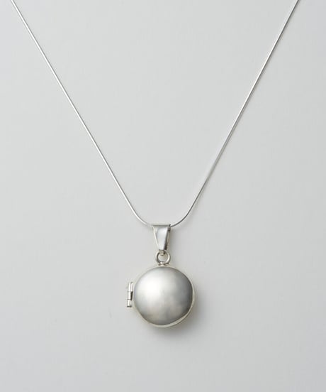Amada familia / Circle photo pendant