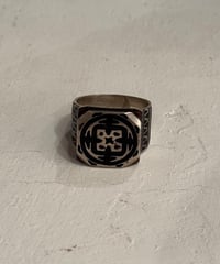 IMPORT / Berber Ring