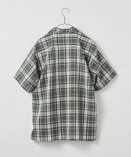 r / Vintage short sleeve shirts with Silver Button