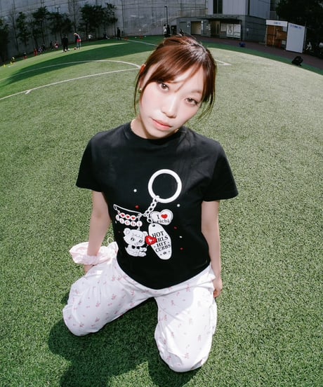 eicHi! CHARM S/S Tee BLACK