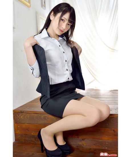 栗山ことねさん／OL制服1【中】サイズ