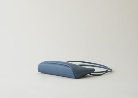 bee | shoulder bag -sora -almond
