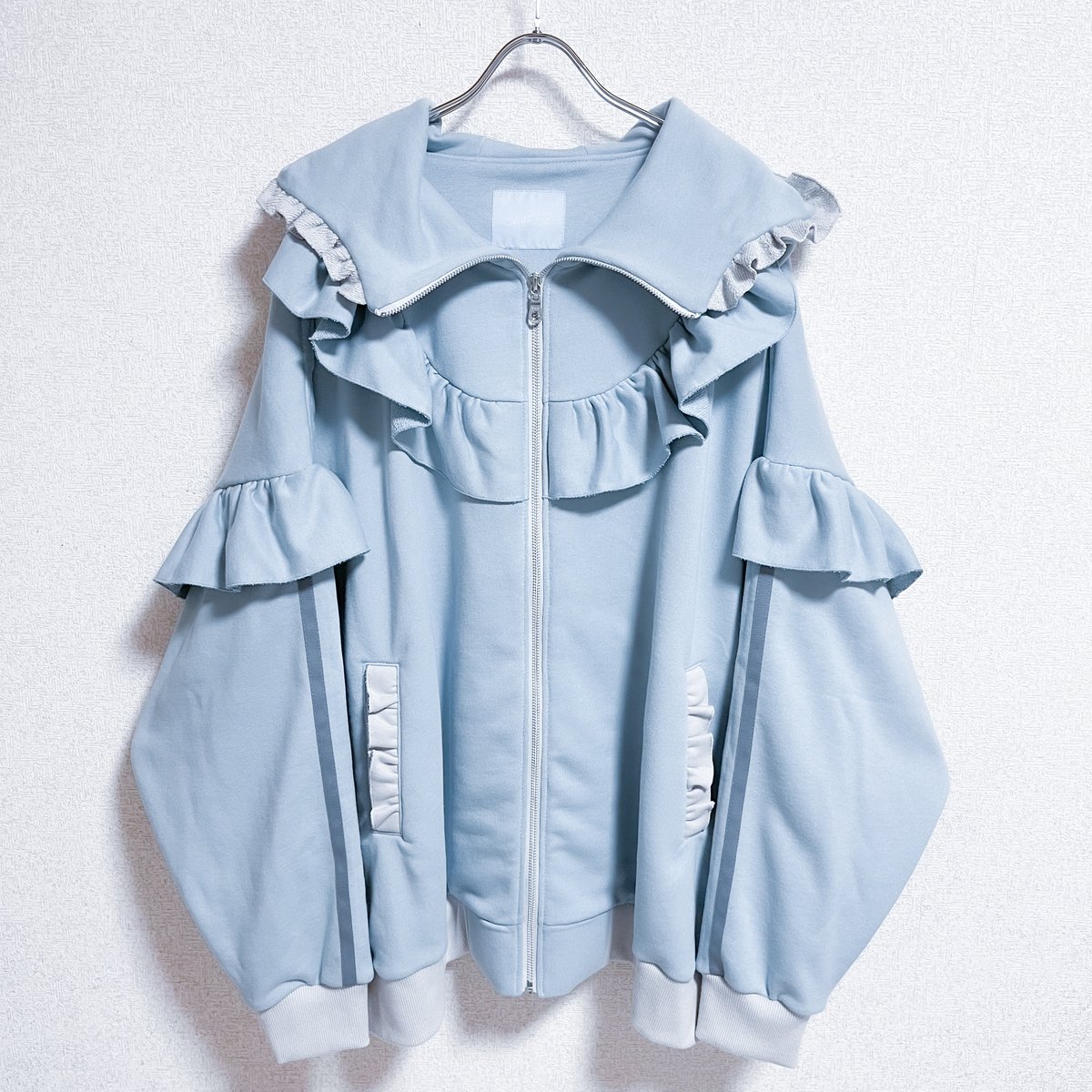 satoi フリル パーカー アウター 水色 グレー フリルハイネックパーカー<light blue × light gray> | satoi