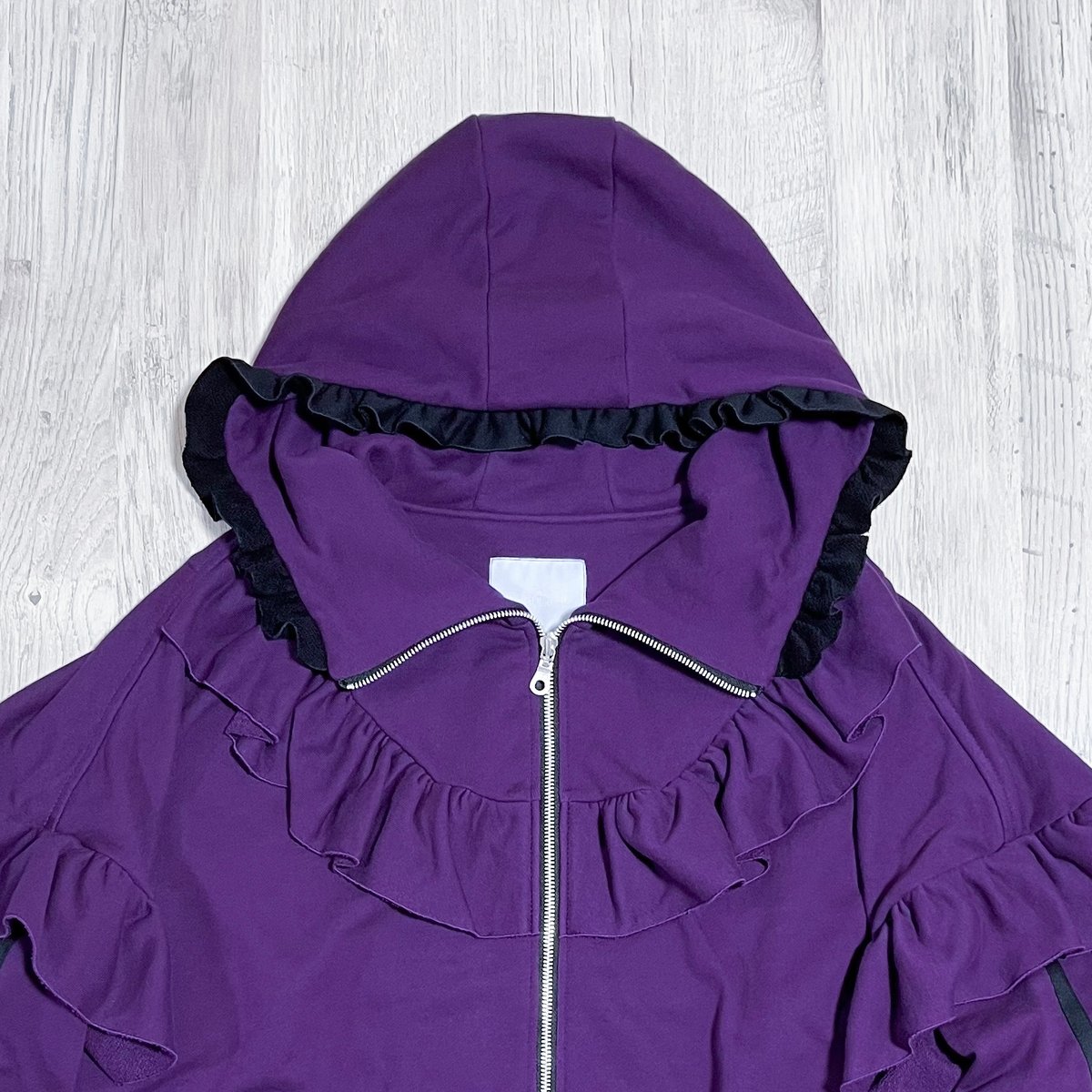フリルハイネックパーカー<purple × black> | satoi