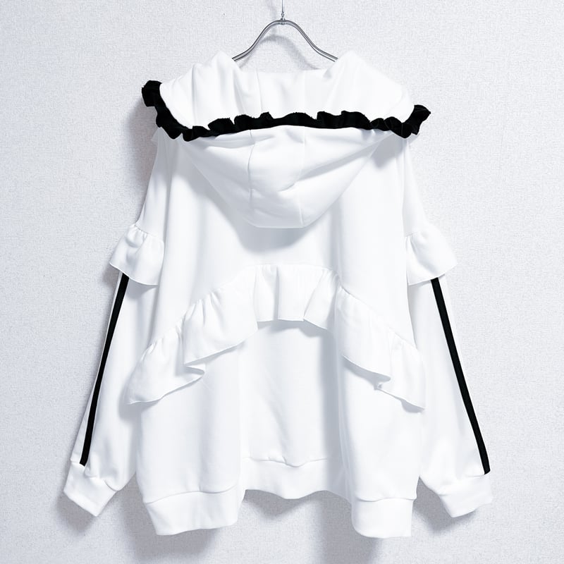 フリルハイネックパーカー<white × black> | satoi