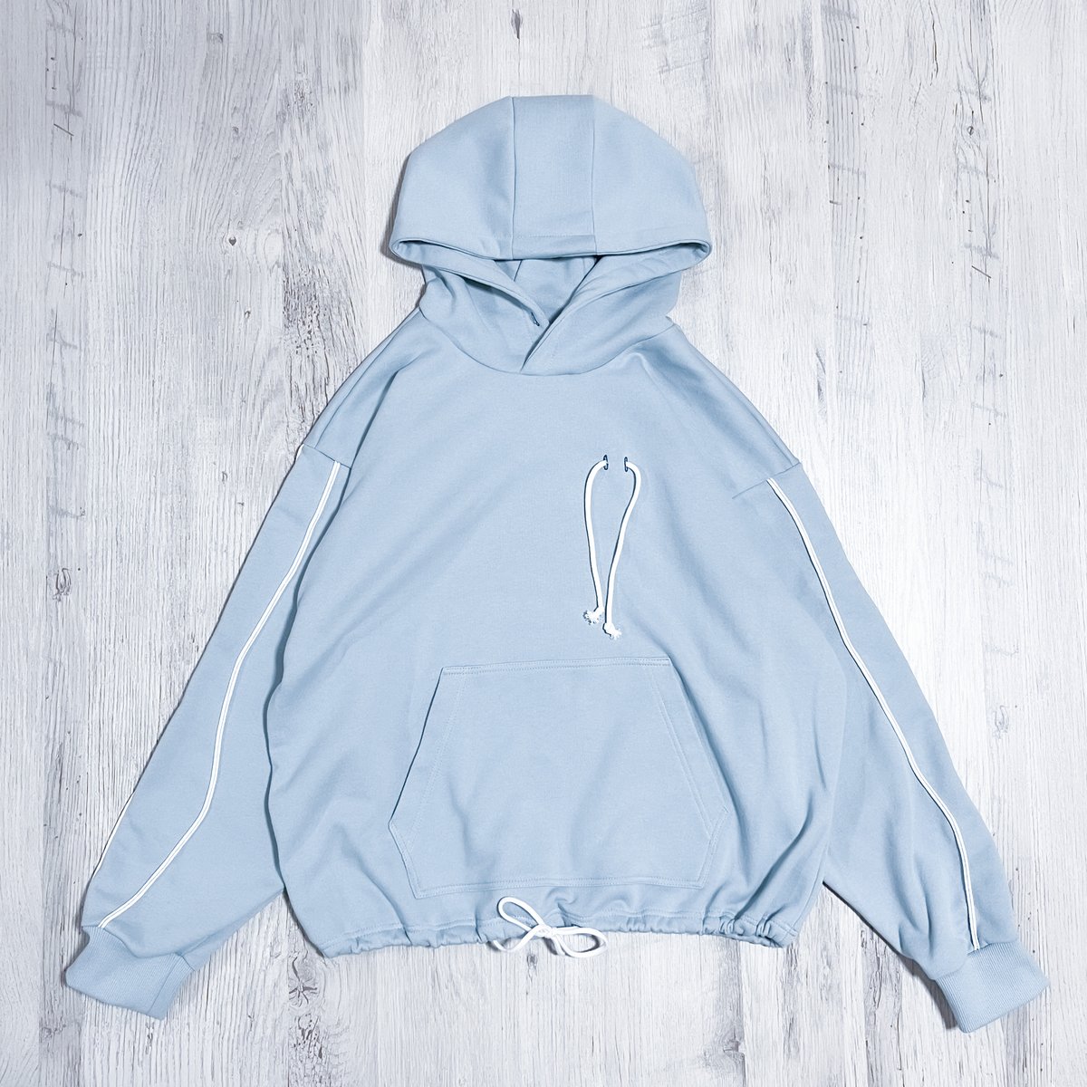 ループプルオーバーパーカー<light blue × blue × white> | satoi