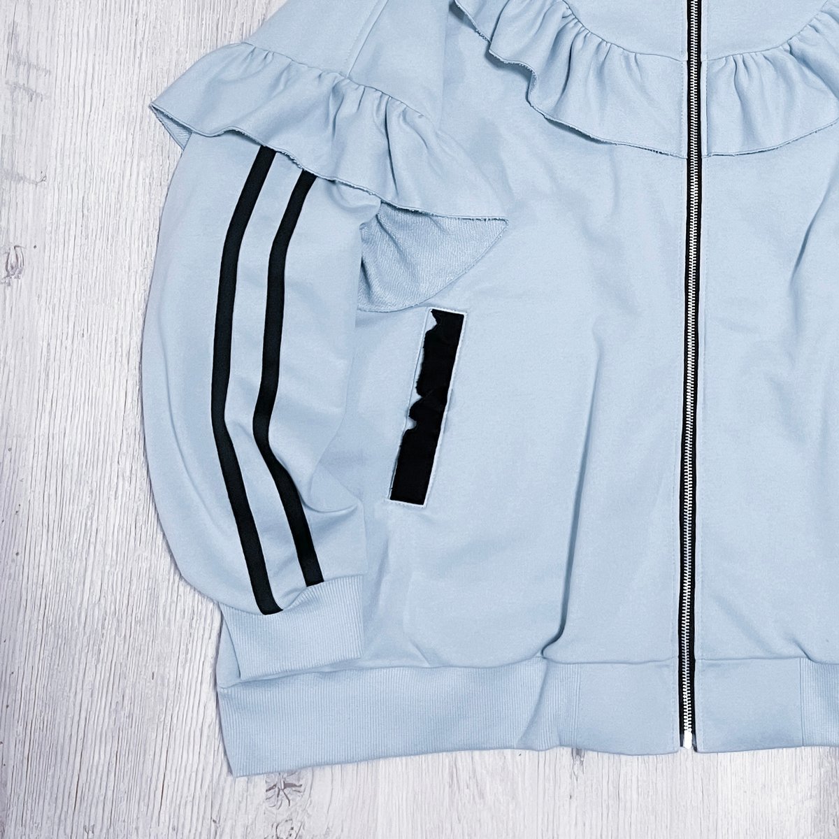 satoi フリル パーカー アウター 水色 グレー フリルハイネックパーカー<light blue × light gray> | satoi