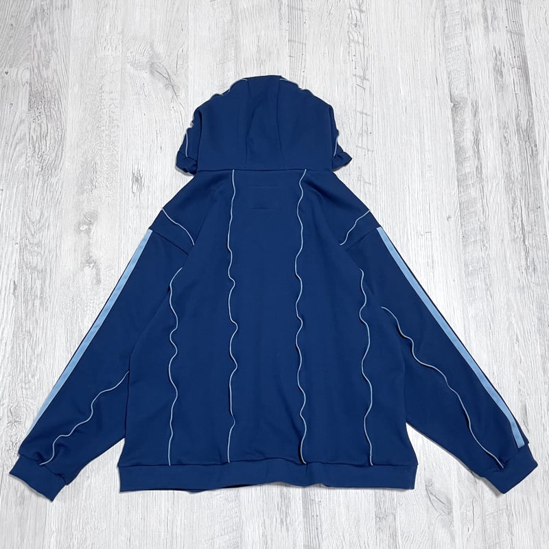 フリルメロウパーカー<navy × blue gray> | satoi