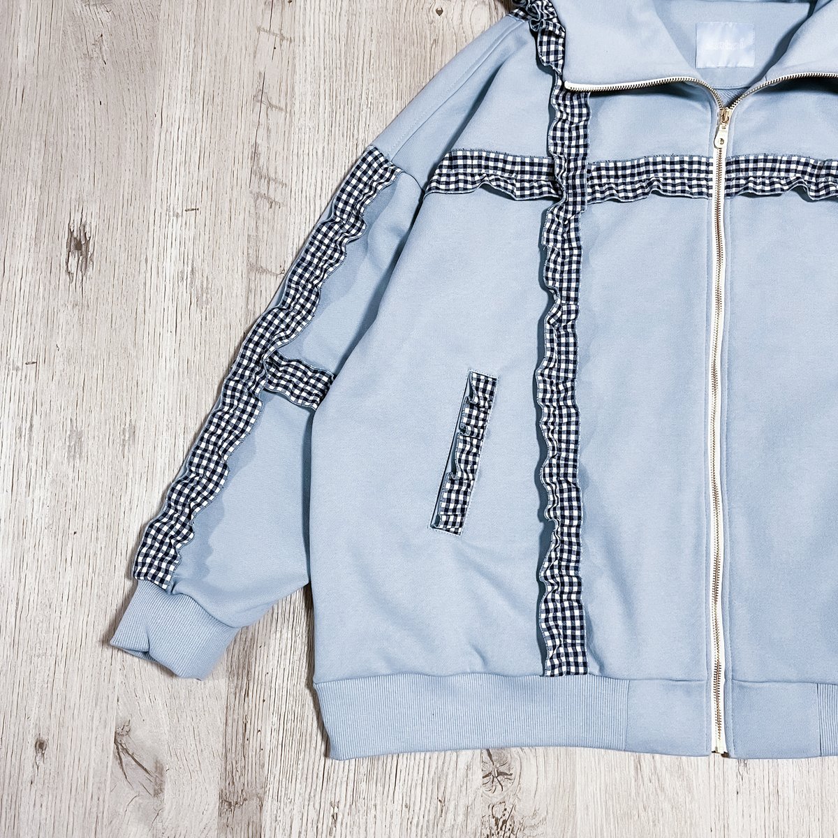 satoi フリルハイネックパーカー gray blue フリルチェックハイネックパーカー<light blue × black> | satoi
