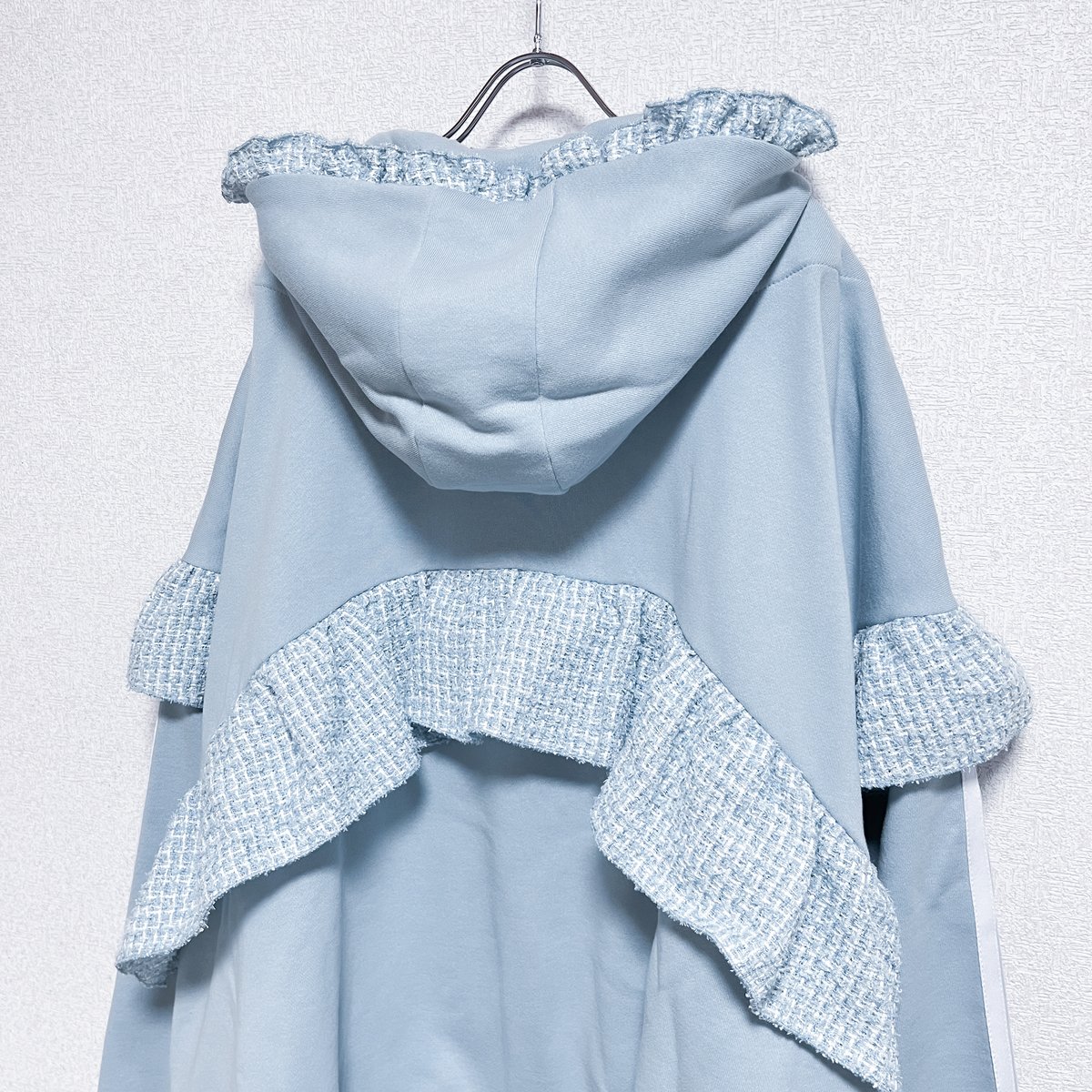 satoi フリルハイネックパーカー black 181