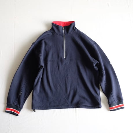 Karhu zip up sweat shirt
